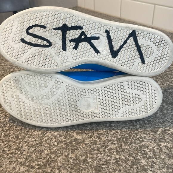 Rare Adidas Disney Pixar Blue Stan Smith Shoes - Picture 6 of 8